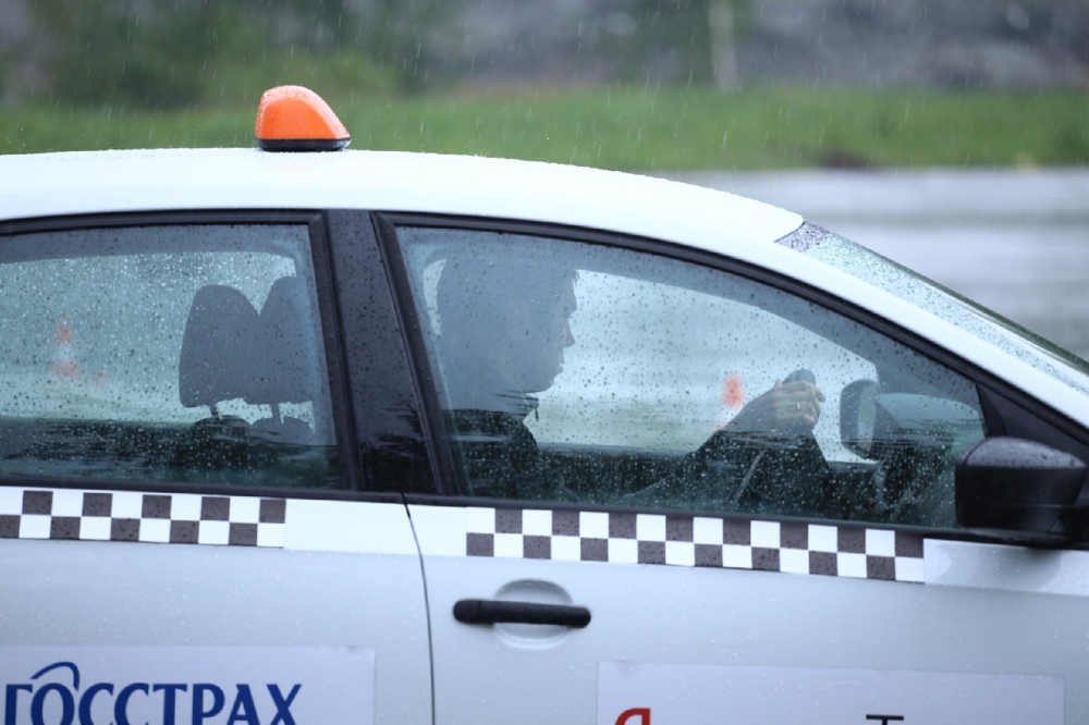 В Томской области таксист сервиса «Максим» занял второе место в конкурсе профмастерства